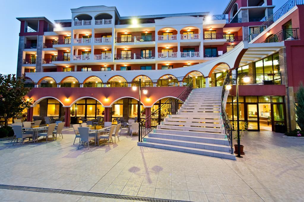 Saint George Palace Hotel Sveti Vlas Exterior photo